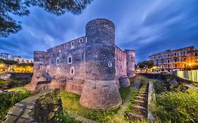 Castellano Home - Ursino